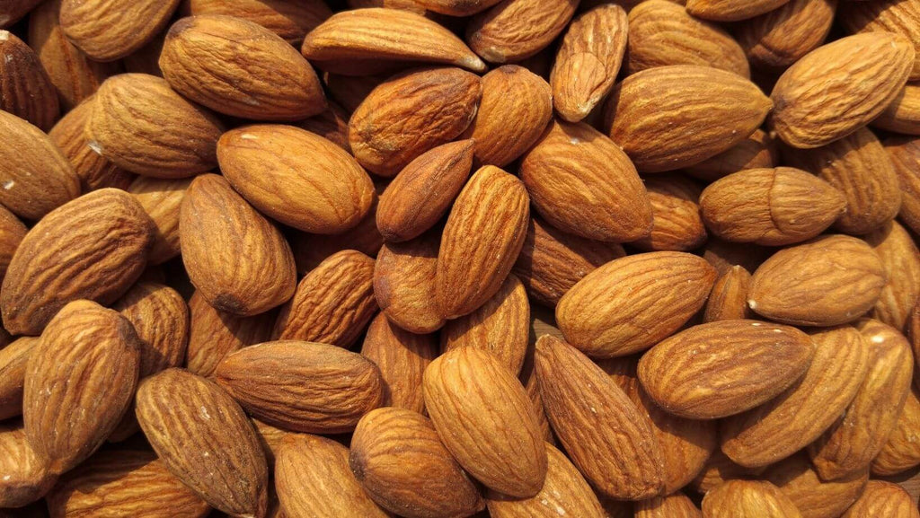 Leche de almendras: Lo que necesita saber de esta leche low carb